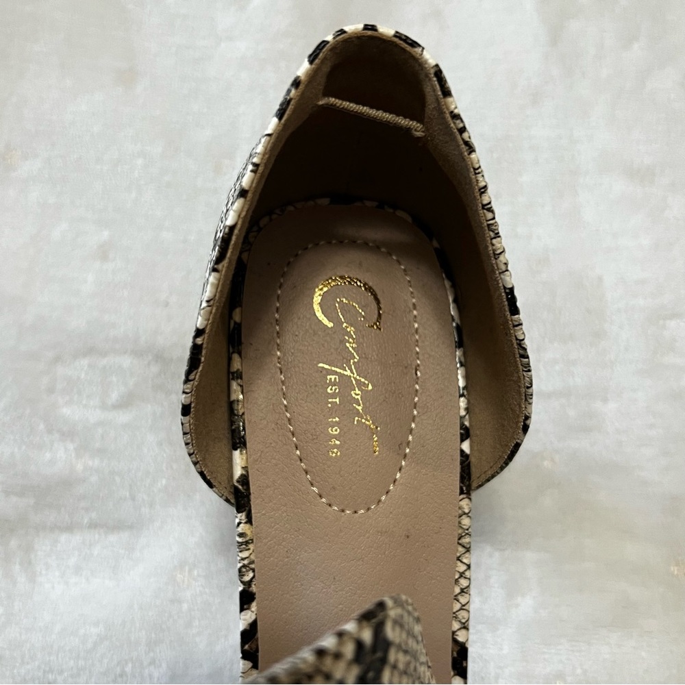 Confort Est. 1946 Heels - Picture 8 of 13